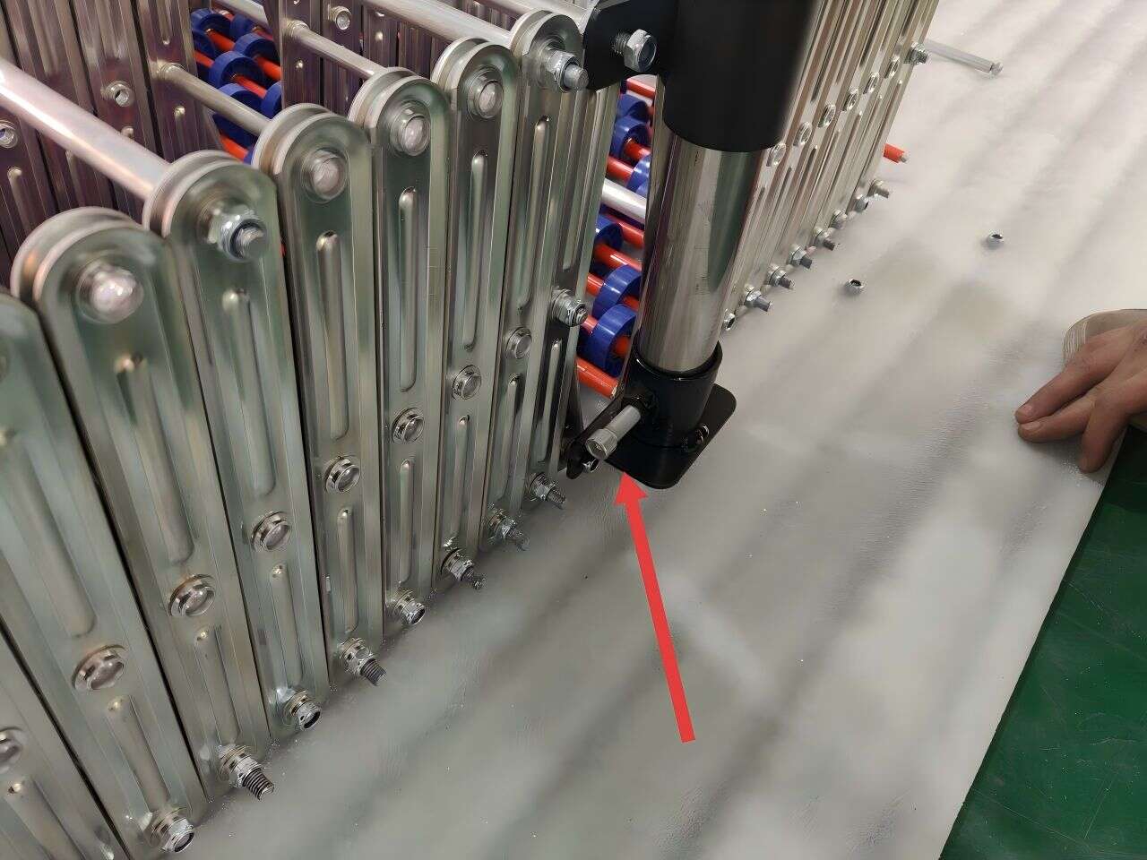 鎖緊腳架 鎖緊腳架